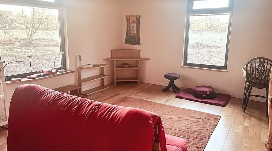 Details of our solitary meditation retreats — Gomde UK